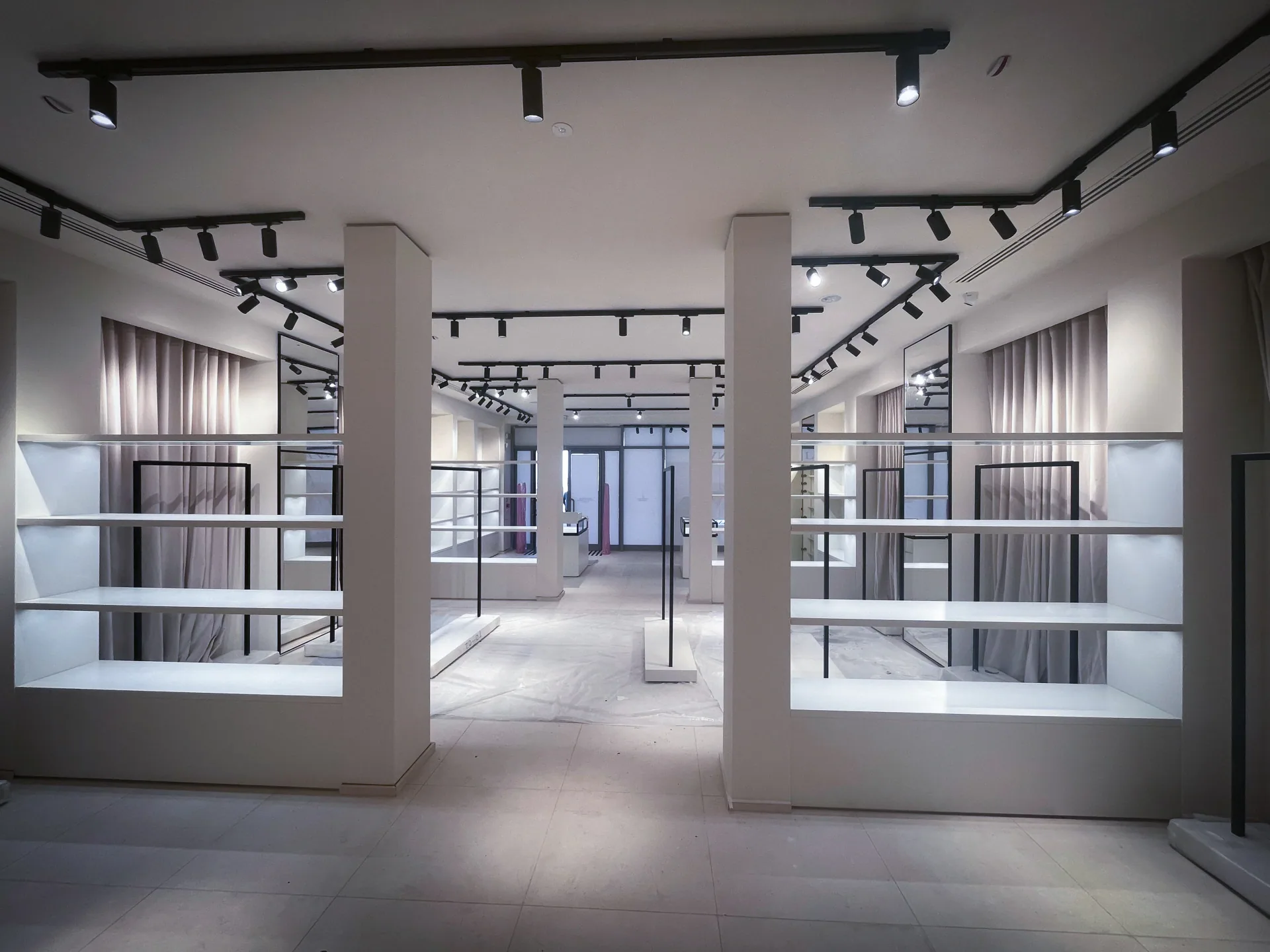 Construction Management Portfolio – Lanvin, completed store 3
